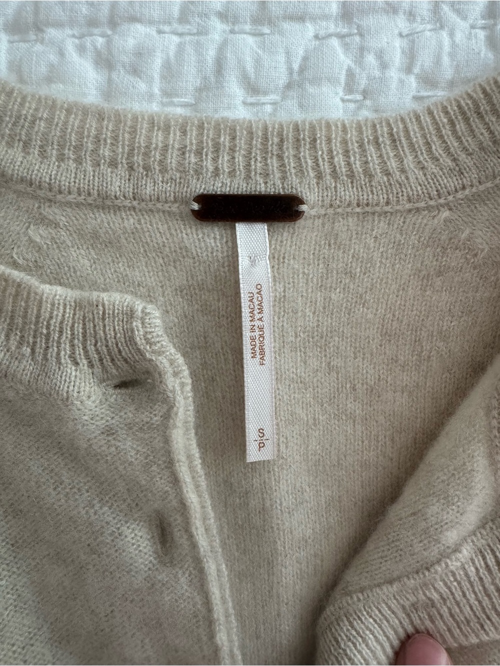 Free People Porta Cashmere Henley Sweater | Pearl - Picture 4 of 5